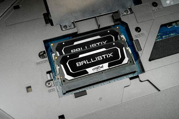 Оперативна пам'ять Crucial Ballistix 32 GB (2 x 16 GB) SO-DIMM DDR4 3200 MHz (BL2K16G32C16S4B), DDR4, 32 Гб, 2, Підтримка профілю XMP, Відсутня