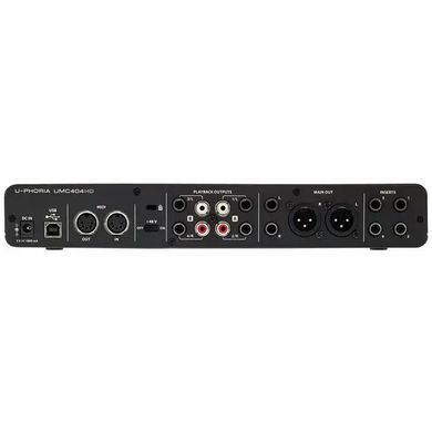 USB аудиоинтерфейс Behringer UMC404HD