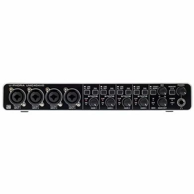 USB аудіоінтерфейс Behringer UMC404HD