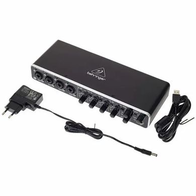 USB аудіоінтерфейс Behringer UMC404HD