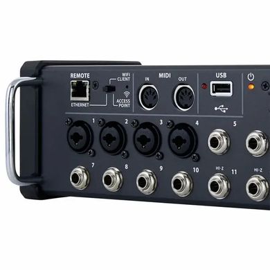 Микшерный пульт Behringer X Air XR12