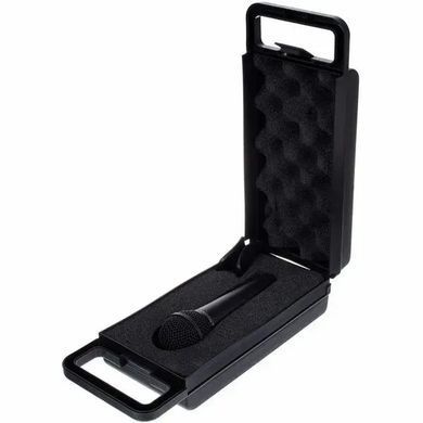 Микрофон вокальный Behringer XM8500